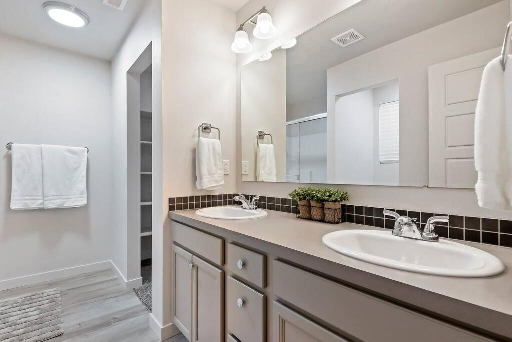 Villa Beautiful Brand New Home! Kuna